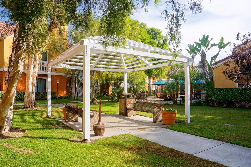 Clementine Hotel & Suites Anaheim Exterior photo