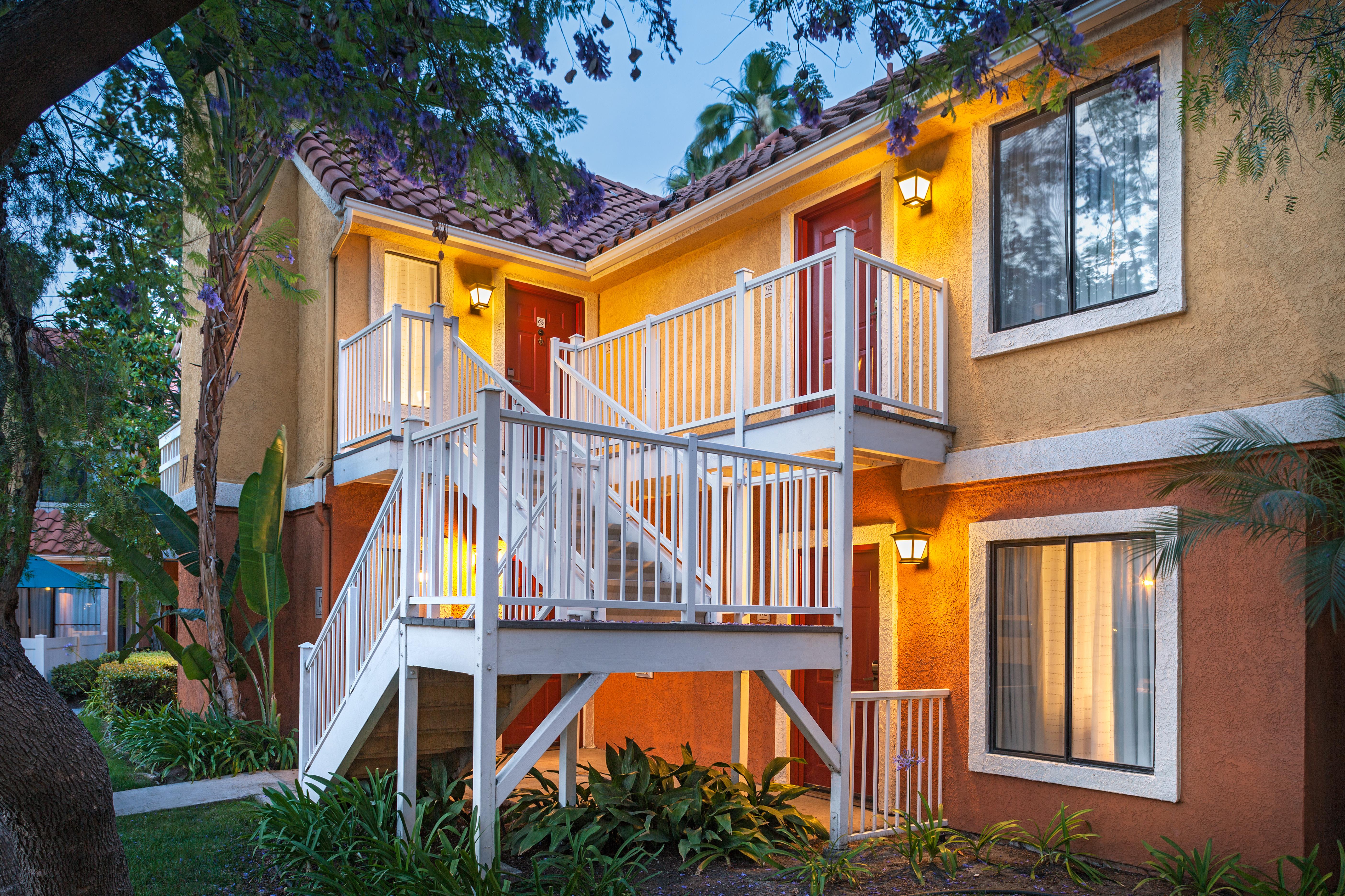 Clementine Hotel & Suites Anaheim Exterior photo