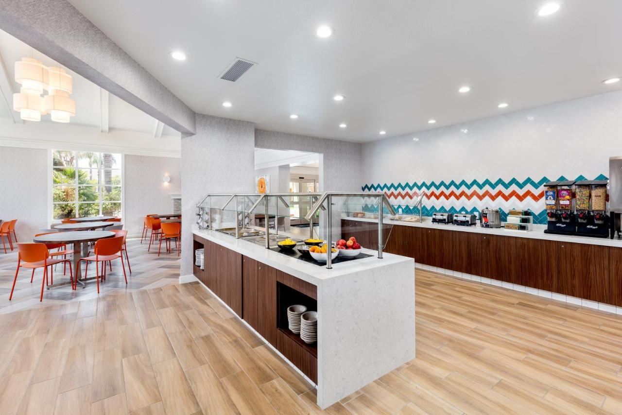Clementine Hotel & Suites Anaheim Exterior photo