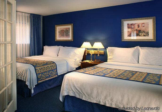 Clementine Hotel & Suites Anaheim Room photo