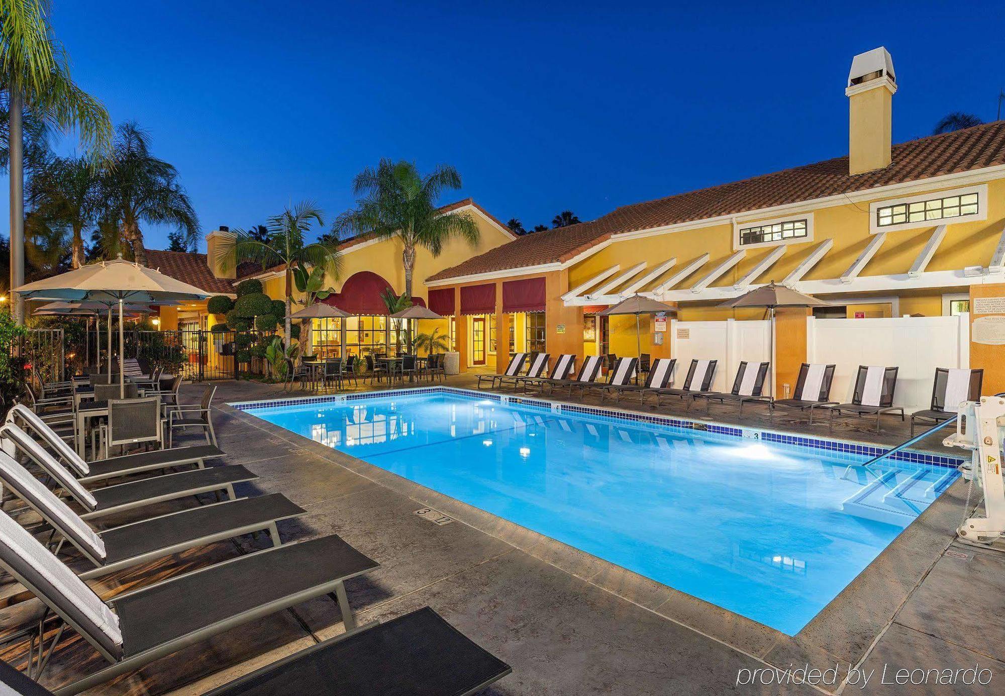Clementine Hotel & Suites Anaheim Exterior photo