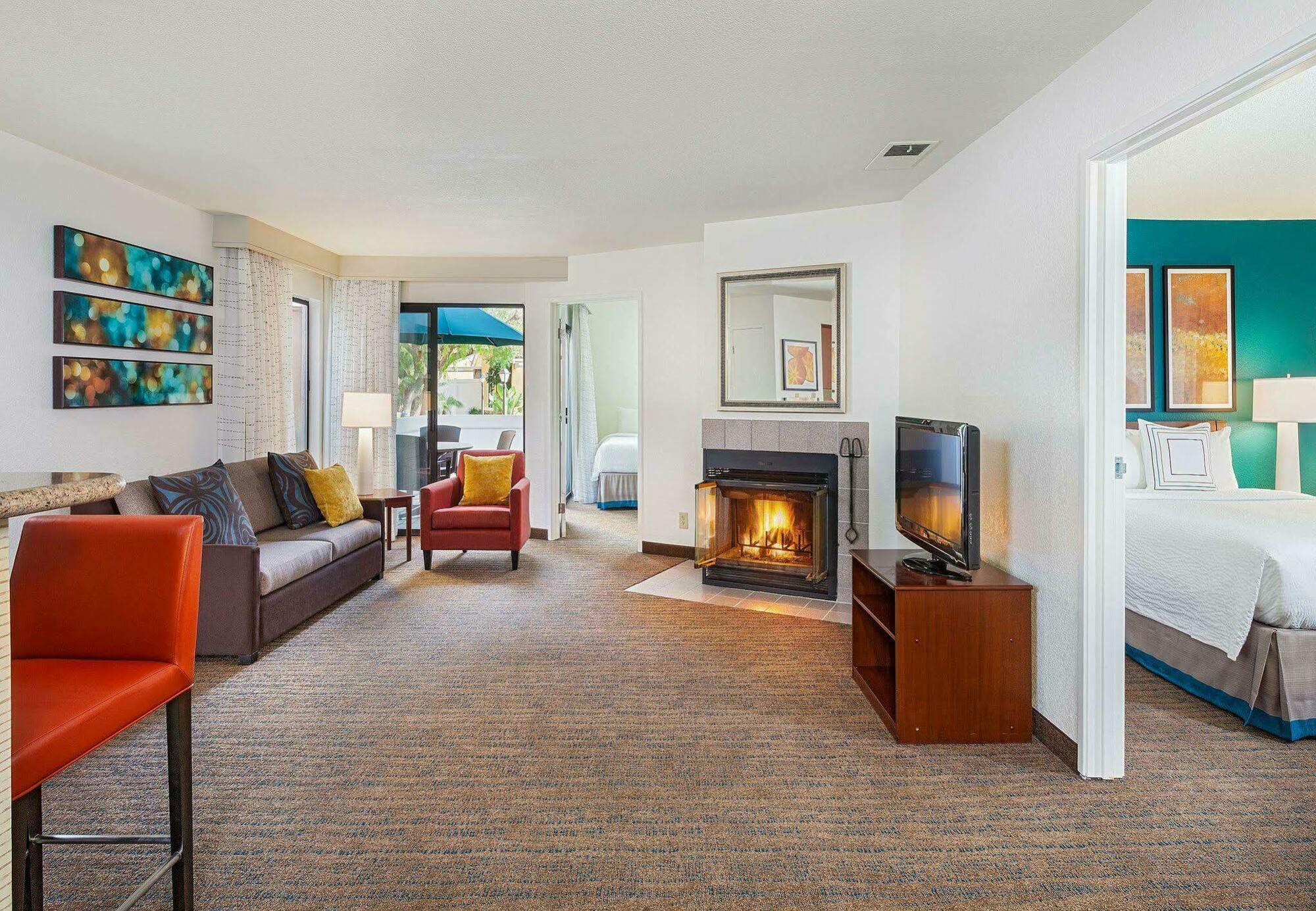 Clementine Hotel & Suites Anaheim Exterior photo